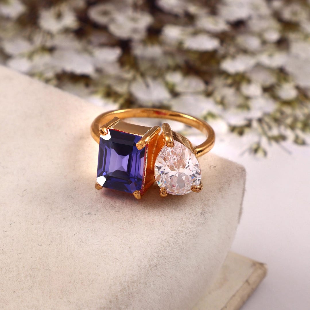Delicate Toi Et Moi Ring Taaffeite Sapphire Ring Sapphir & Miossanite ...