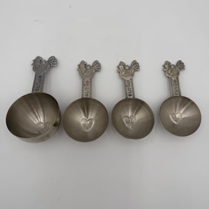 Vintage Ganz Rooster Metal Measuring Cups Set of 4 Heart Detail Farmhouse