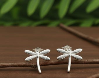 Orecchini a bottone unici a forma di libellula, orecchini in argento sterling, eleganti orecchini a forma di insetto, graziosi orecchini a forma di libellula, orecchini a bottone minimalisti