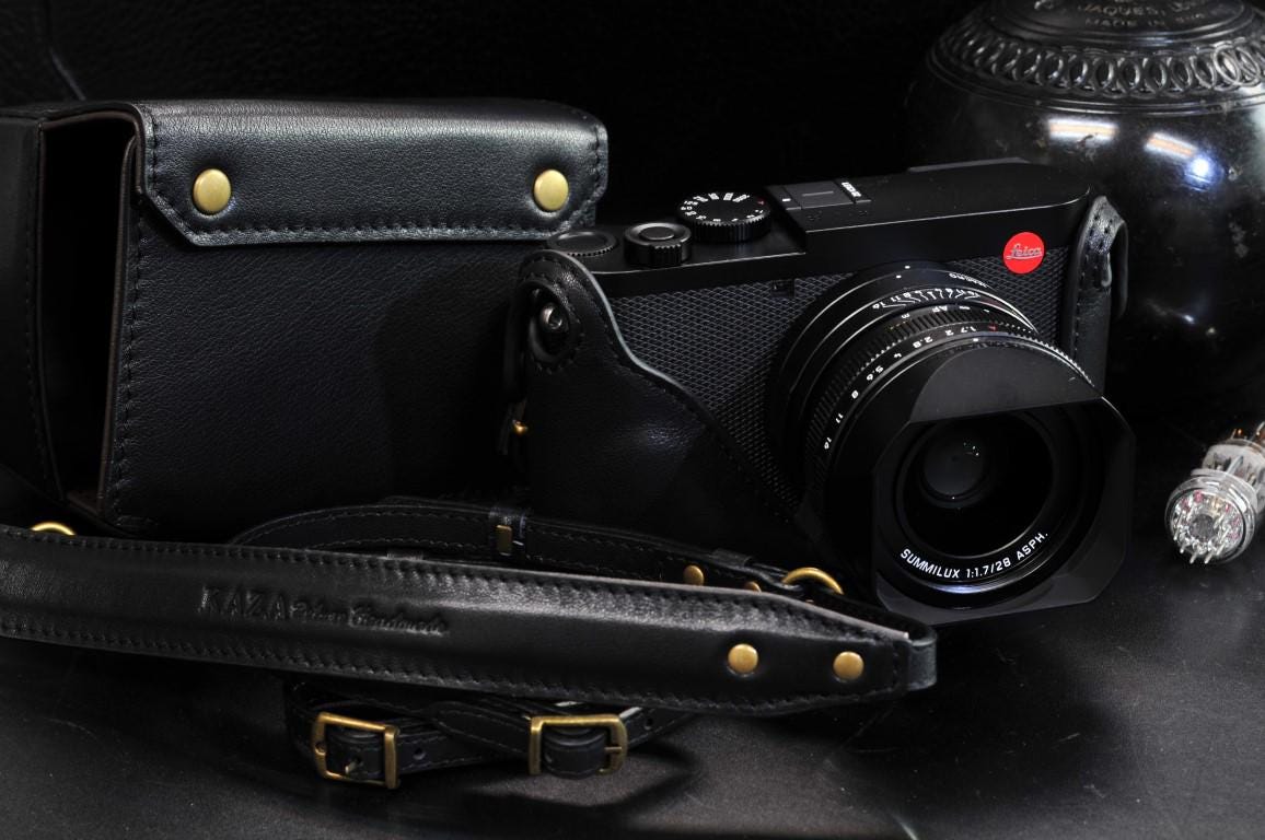 Cow leather case for Leica Q3 include leather half case , case cover and leather strap in vintage brown or black, Leica Q3 camera bag