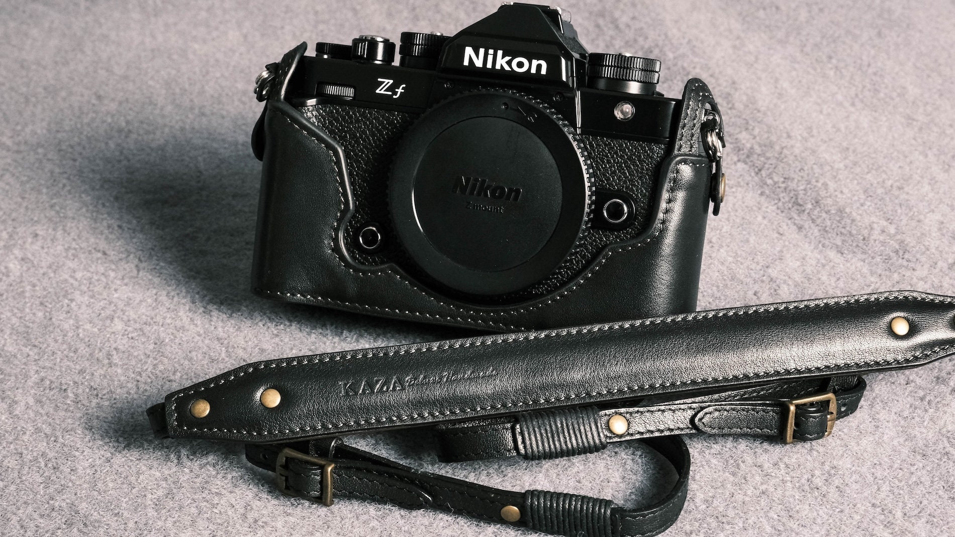 その他 Nikon CF-43 Leather Case for F4. F5 Nikon CF-43 Case, Black Leather Snap Over Top (F4S With Long