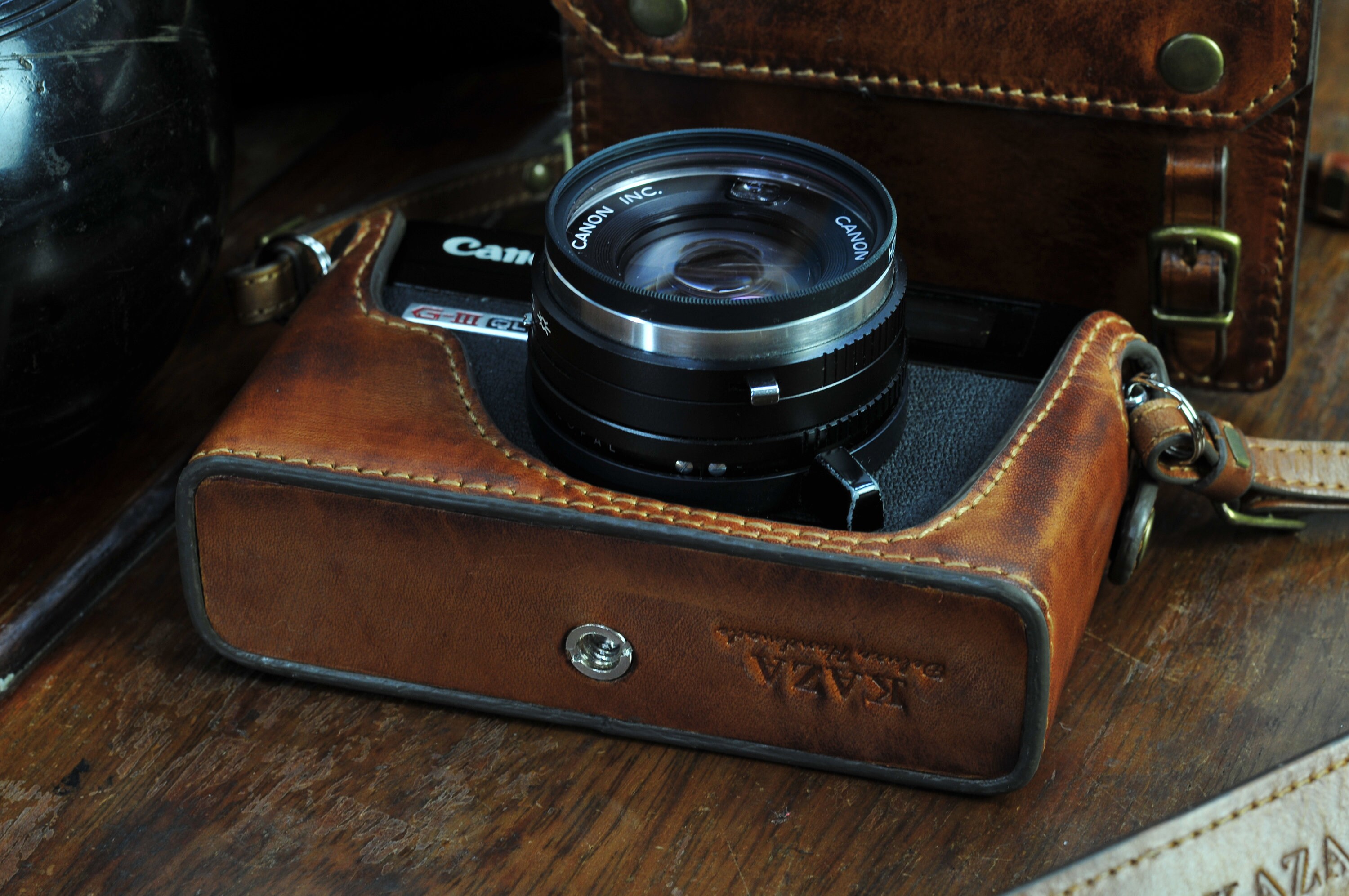 Cow Leather Camera Case With Strap, Vintage Brown for Canonet QL17