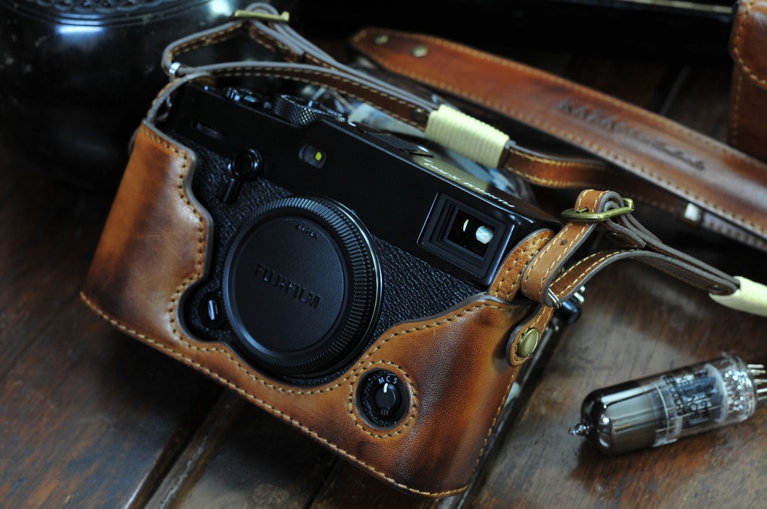 富士フイルム Xpro3用 ヴィンテージブラウンレザーカメラケース +