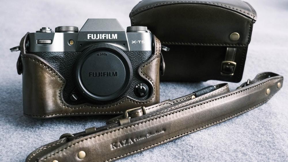 Cow Leather Camera Case and Strap for Fujifilm XT50, Vintage Style