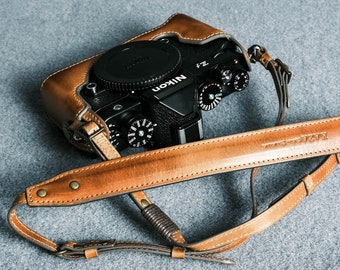 Nikon ZF用ヴィンテージブラウンレザーカメラケース、ハーフケース