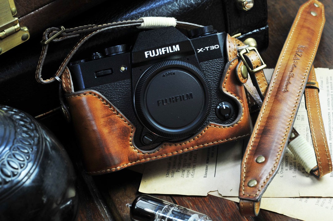 Cow Leather Case for Fujifilm XT30 / X-t30 / XT30 II Include Cow Leather Case for Fujifilm XT30 / X-t30 / XT30 II Include