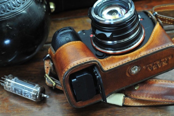 SONY A7R3 A73 A7iii Leather Case ,vintage Brown Half Case & Strap SONY A7R3 A73 A7iii Leather Case ,vintage Brown Half Case & Strap