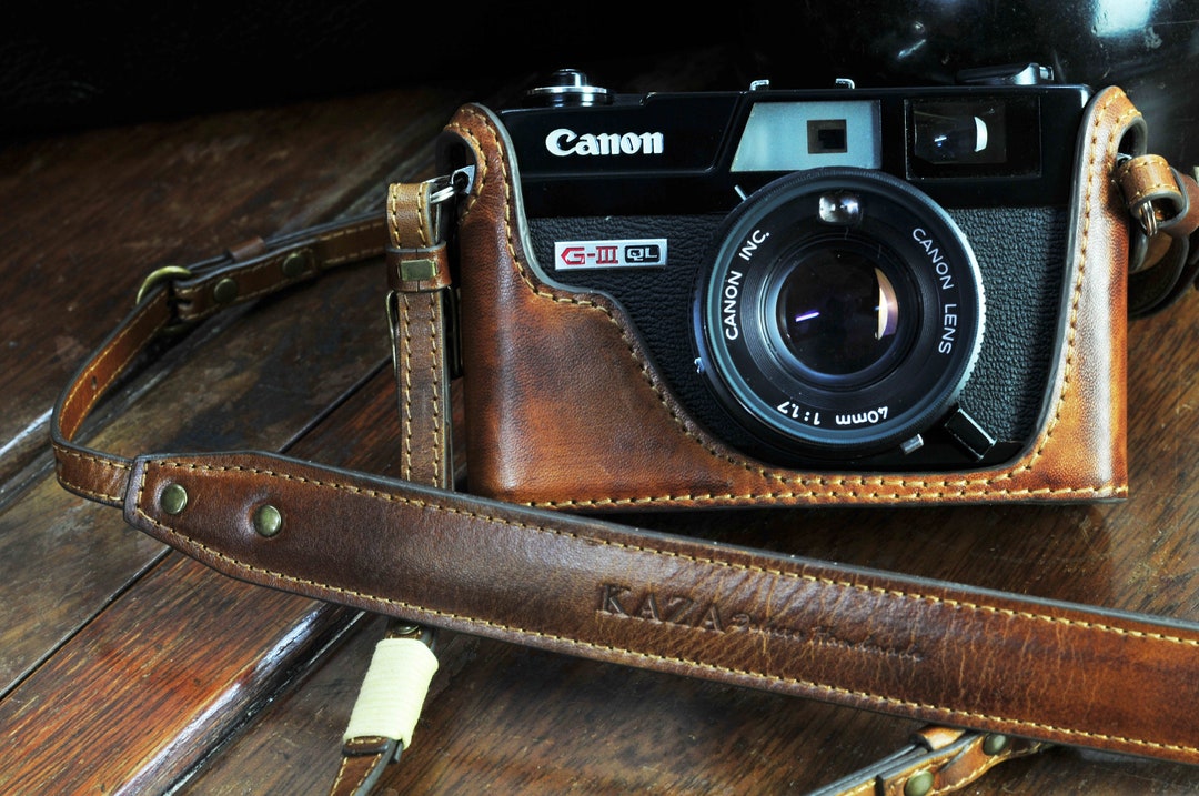Cow Leather Camera Case With Strap, Vintage Brown for Canonet QL17