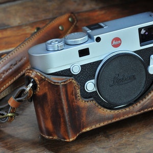 Cow leather case for Leica M10-R / M10-D/ M10-P/ M-10 include leather half case  and leather strap in vintage brown or black