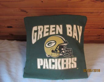 NFL Wisconsin Green Bay Packers *TM 22" x 22" pillow. A must for any Greenbay fan.