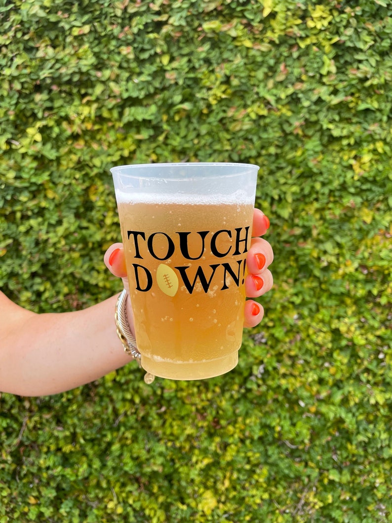 WhenitRainsPaper Touchdown Cups - Thumbnail 2
