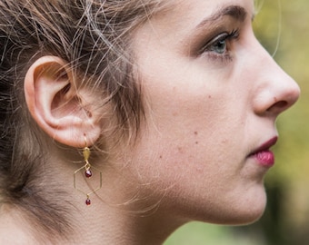 Minimalist hexagon earrings,  burgundy dainty earrings with hexagon shape, geometric earrings, delicate burgundy earrings