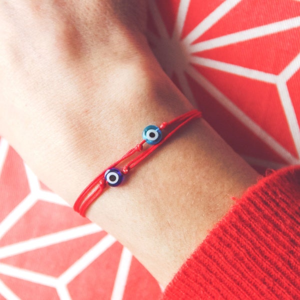 Bracelet porte bonheur / bracelet evil eye / bracelet rouge / bracelet de plage/ bracelet d'amitié