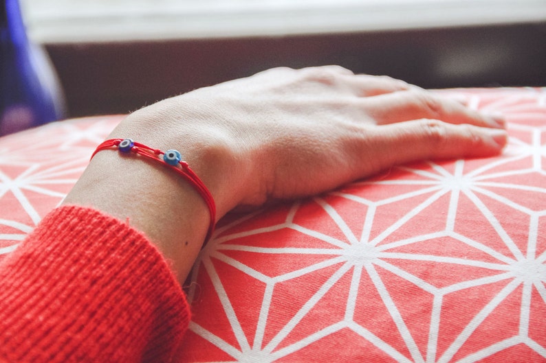 Bracelet Rouge 7 Nœuds Bracelet Rouge à 7 Nœuds QEQSHQO - Porte-bonheur Et Protection Pour Couple Ou Amitié Fil Rouge Bracelet