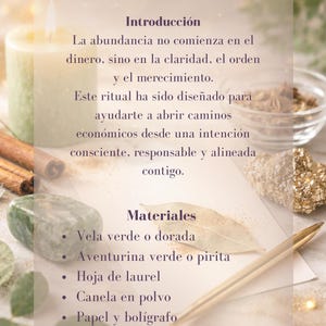 Puede incluir: Imagen con texto en español, "RITUAL DE ABUNDANCIA ECONÓMICA CONSCIENTE", con una vela verde, palitos de canela y un bolígrafo. El texto enumera materiales como una vela verde o dorada, aventurina verde o pirita, hoja de laurel, canela en polvo y papel y bolígrafo.