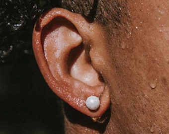 Mens Pearl Stud Earring, Natural Freshwater Pearl Earrings for men 8mm, Mens Earrings, Stud Piercing Earrings, Mens acceptable earrings