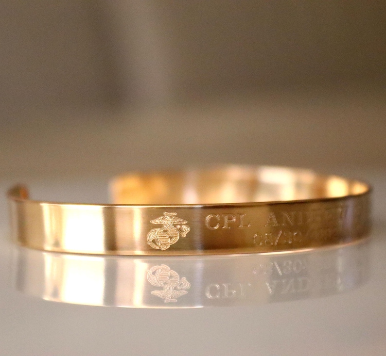 Marines gold bracelet