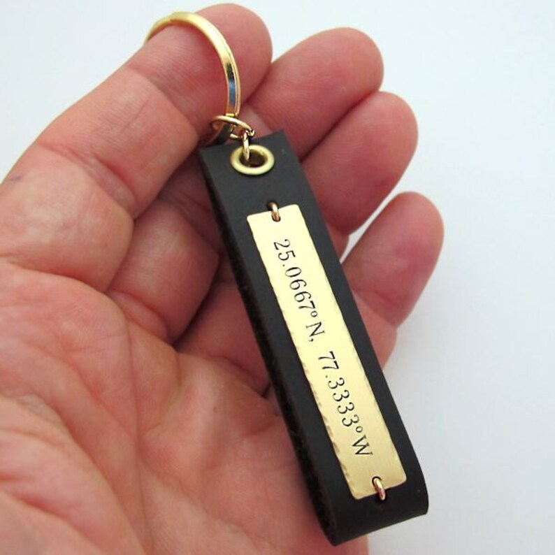 Custom Mens Keychain Personalized Leather Keychain Groomsmen Etsy