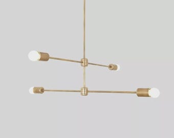 Nowoczesny mosiężny żyrandol liniowy, minimalistyczna lampa wisząca w stylu Mid Century z żarówkami kapsułkowymi, designerskie oświetlenie sufitowe