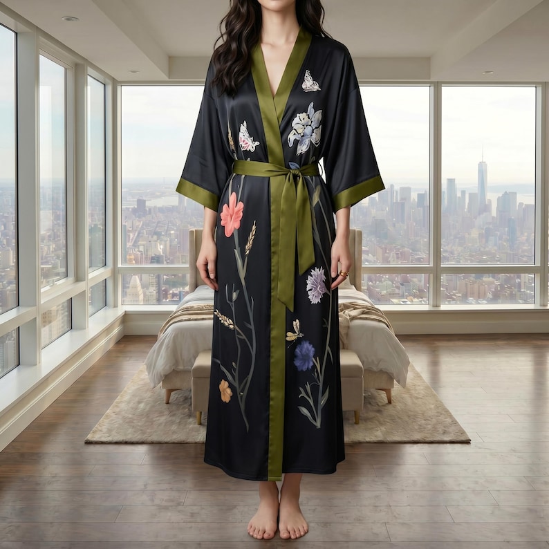 Lång morgonrock i siden och satin med kranmönster, japansk kimono, loungekläder för kvinnor bild 9