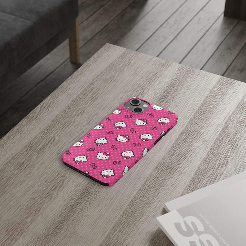 Custodia per telefono Hello Kitty / Design simpatico personaggio Sanrio a pois immagine 9