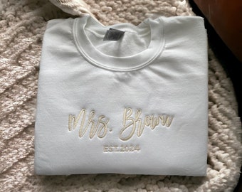 Personalized Bride Embroidered Adult Sweatshirt // Mrs Crewneck Sweatshirt // Honeymoon Embroidered Sweatshirt