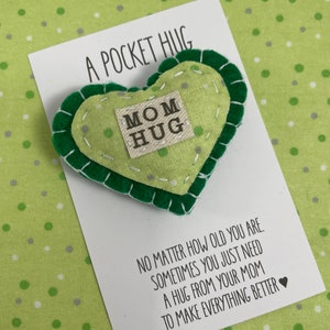 Un abbraccio dalla mamma per migliorare tutto / Abbraccio tascabile dalla mamma / Abbraccio della mamma / Regalo lontano da casa / Ti mando un abbraccio / Regalo per la mamma di un bambino