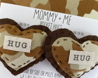 Deployment Gift for Mom | Pocket Hug for Deployed Mom | Deployment Countdown Gift for Kids |Mommy and Me Deployment Gift | Military Mom Gift