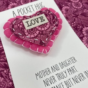 Tochter Mutter Andenken Geschenk | Muttertagsgeschenk für Mutter | Tasche Umarmung von Tochter | Starke Frau Geschenk für Mama | Umarmung für Mama