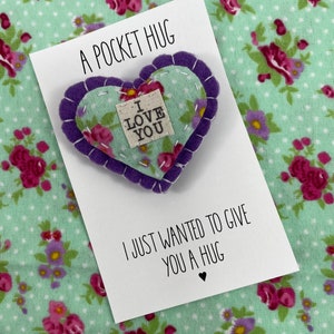 Geben Sie Mama eine Umarmung am Muttertag | Tochter Geschenk für Mama | Tochter Mutter Geschenk | Umarmung für Mama | Taschenumarmung für Mutter | Tochter zu Mutterandenken