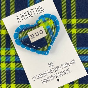 Abraço de Dia dos Pais | Dê um abraço no papai | Presente para o papai | Abraço de bolso para o papai | Presente pequeno para o papai | Presente sentimental para o papai | Presente para papai e eu