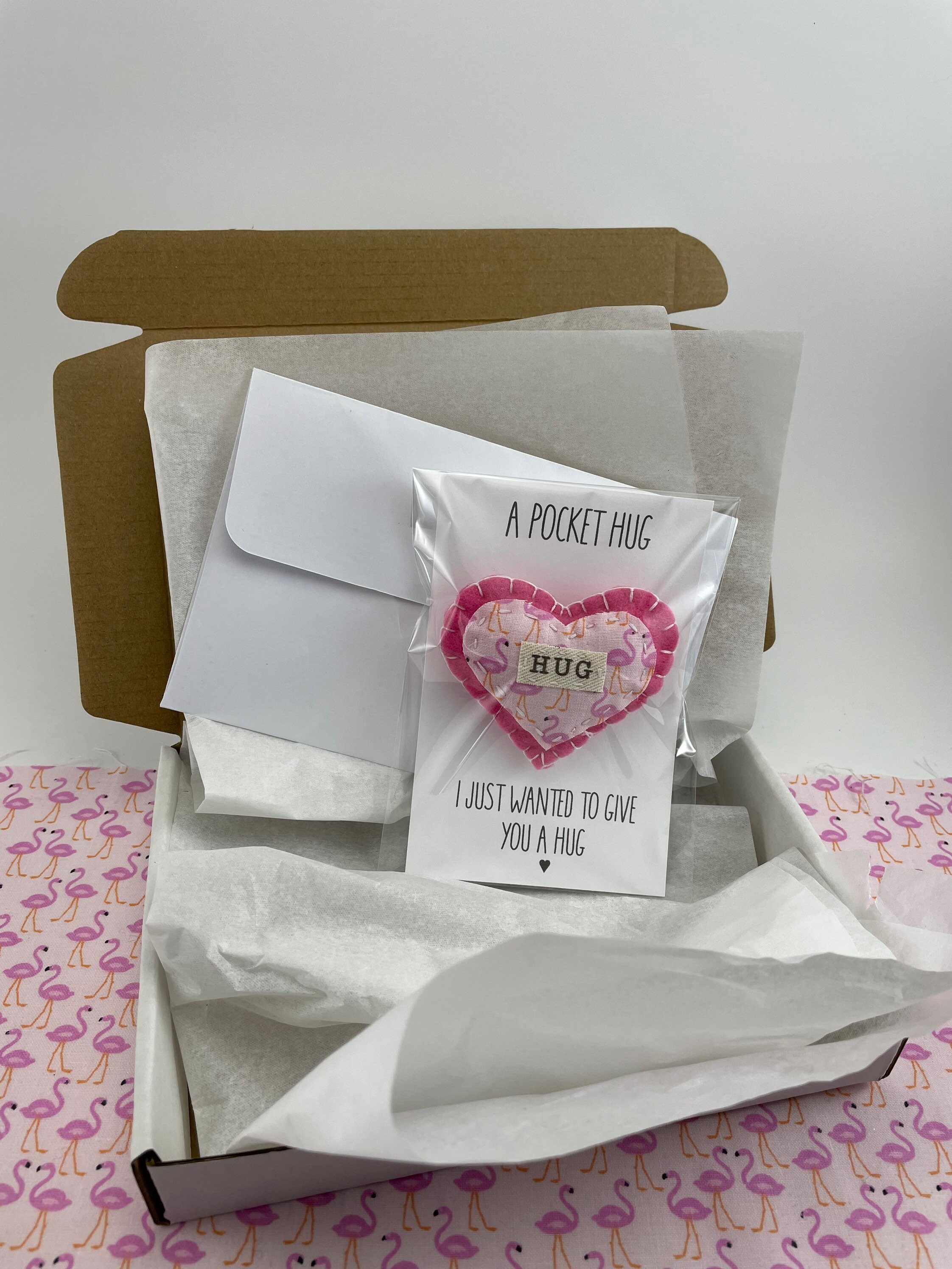 Rosa Flamingo Pocket Hug - Emotionaler Unterstützungsbegleiter Als Geschenk
