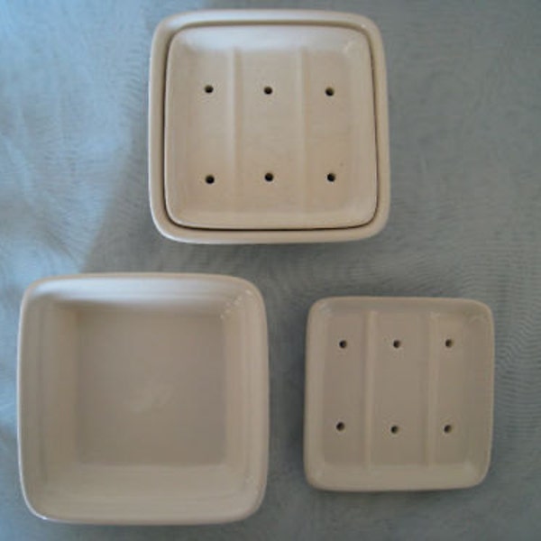 Ceramic soap dish for square soaps