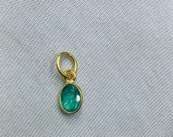 14k Yellow Gold Emerald Charm Pendant