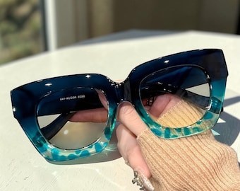 Classic Chic Gradient Summer Sun Glasses For Women - Cat Eye Trendy Fashion Outdoor Shades