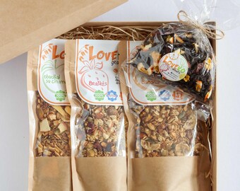 Zelfgemaakte muesliontbijtset, veganistische mix van noten en zaden, geen toegevoegde suikers