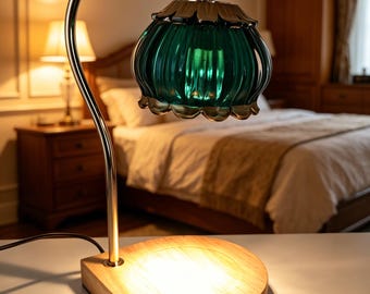 Vintage Emerald Glass Candle Warmer Lamp Fluted Tulip Top-Down Candle Melter Wooden Base Electric Wax Melt Warmer
