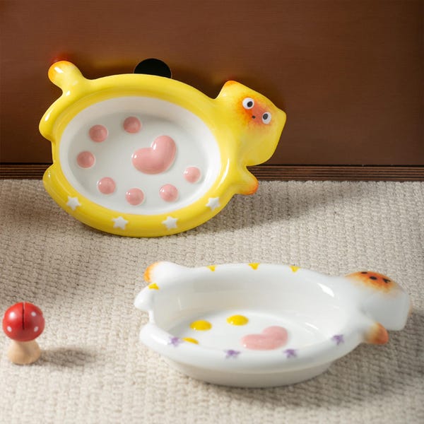 Comedero minimalista de cerámica para mascotas - Diseño para gatos tumbados