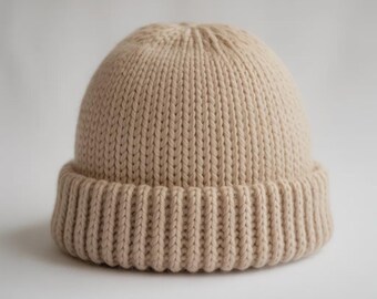 Hand-Knitted Chunky Wool Beanie – Off-White Winter Cap