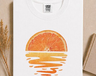 Orange Sunset Citrus Slice Shirt, Summer Aesthetic Tee, Tropical Fruit Graphic T-Shirt, Minimalist Beach Vacation Shirt.