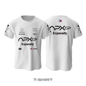 Könnte beinhalten: Ein weißes kurzärmeliges T-Shirt, das von vorne und hinten gezeigt wird. Die Vorderseite zeigt schwarze Logos, darunter APXGP, Expensify, Mercedes-AMG, Shark Ninja, Tommy Hilfiger, IWC, OMP und eine US-Flagge mit dem Namen Hayes. Hinten steht APXGP und Expensify.