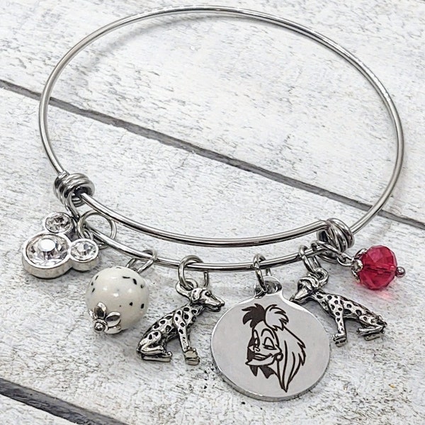 CRUELLA DE VIL 101 Dalmatians Disney Villain Movie Inspired Bangle Charm Bracelet Dog Dalmatian Option to personalize Custom Engraved Name