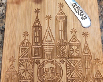 It's A Small World Clock Face and Numbers Engraved Wood Cutting board Gift Set Spreader Knife, Holiday Hostess Gift, Disney Ride Fan WDW