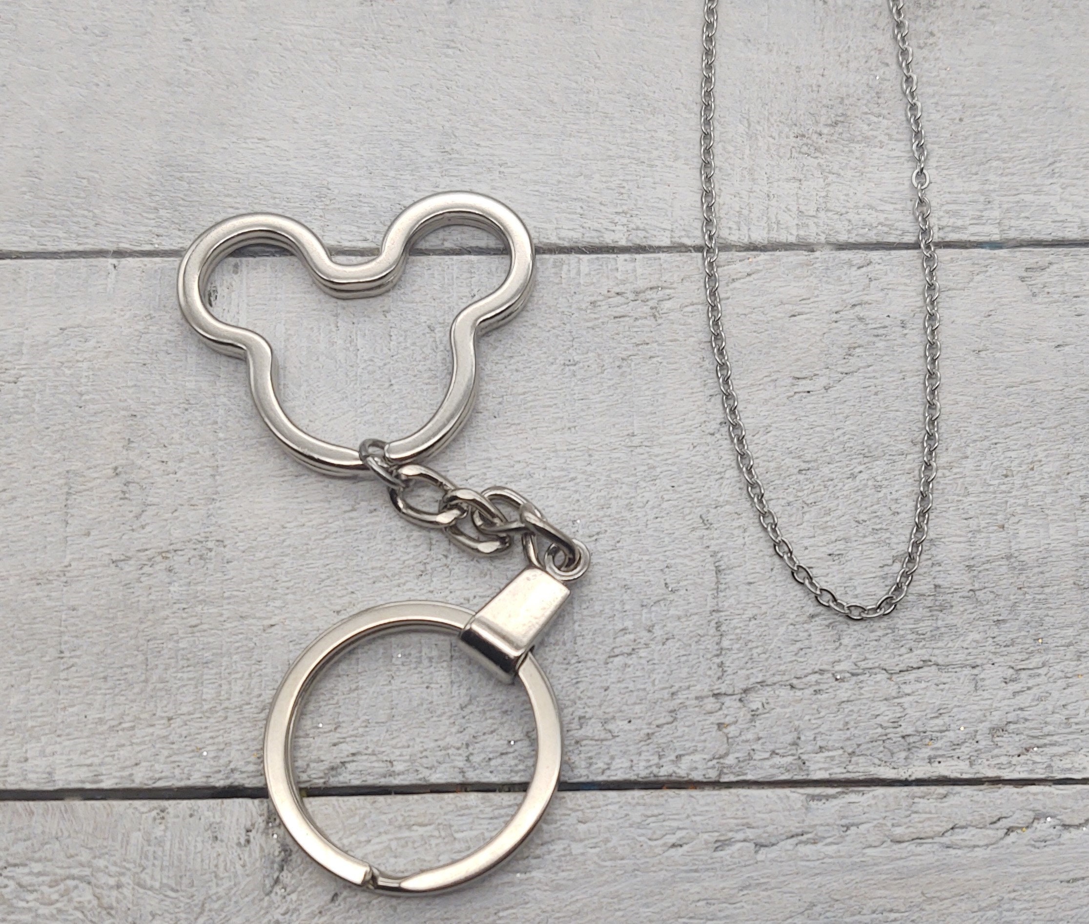 Brand New Super Cute Lv Minnie Mouse Keychain for Sale in Redondo