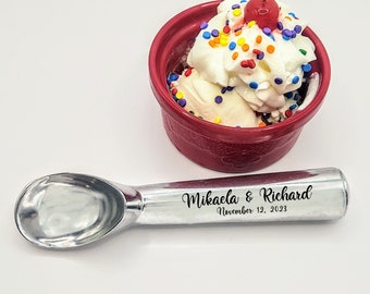 Custom Couples Name Personalized Engraved Ice Cream Scoop, Housewarming, Christmas Gift Exchange, Engagement Wedding announcement Party