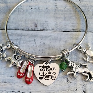 WIZARD OF OZ There&#39;s No Place Like Home Dorothy Toto Movie Themed Inspired Bangle Charm Bracelet Tinman Cowardly Lion Scarecrow Personalized