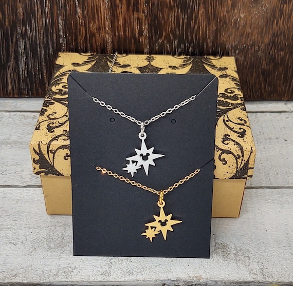 Segunda estrella a la derecha Collar magico de Peter Pan y Mickey en capas Joyas de Nunca Jamas Oro acero inoxidable Delicado vuelo de Pan Ride Stars