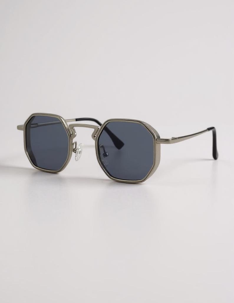 Hug Octagonal Spectacles Geometric Octagon Sunglasses, Retro Unisex Shades, UV400 Protection ...