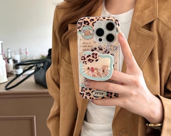 Funda magnética con estampado de leopardo verde de Hello Kitty para iPhone 17 Pro, 16 Pro Max y 15 Series