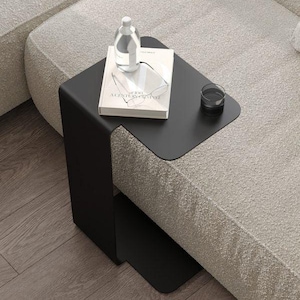 Industrieller Metall-Beistelltisch, schlankes Sofa, kundenspezifisches Stahlbett